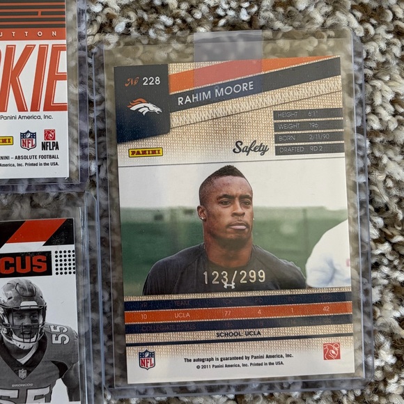Denver Broncos Trading Cards Bundle With Penny Sleeves and Hard Cover Sleeves - Picture 10 of 10